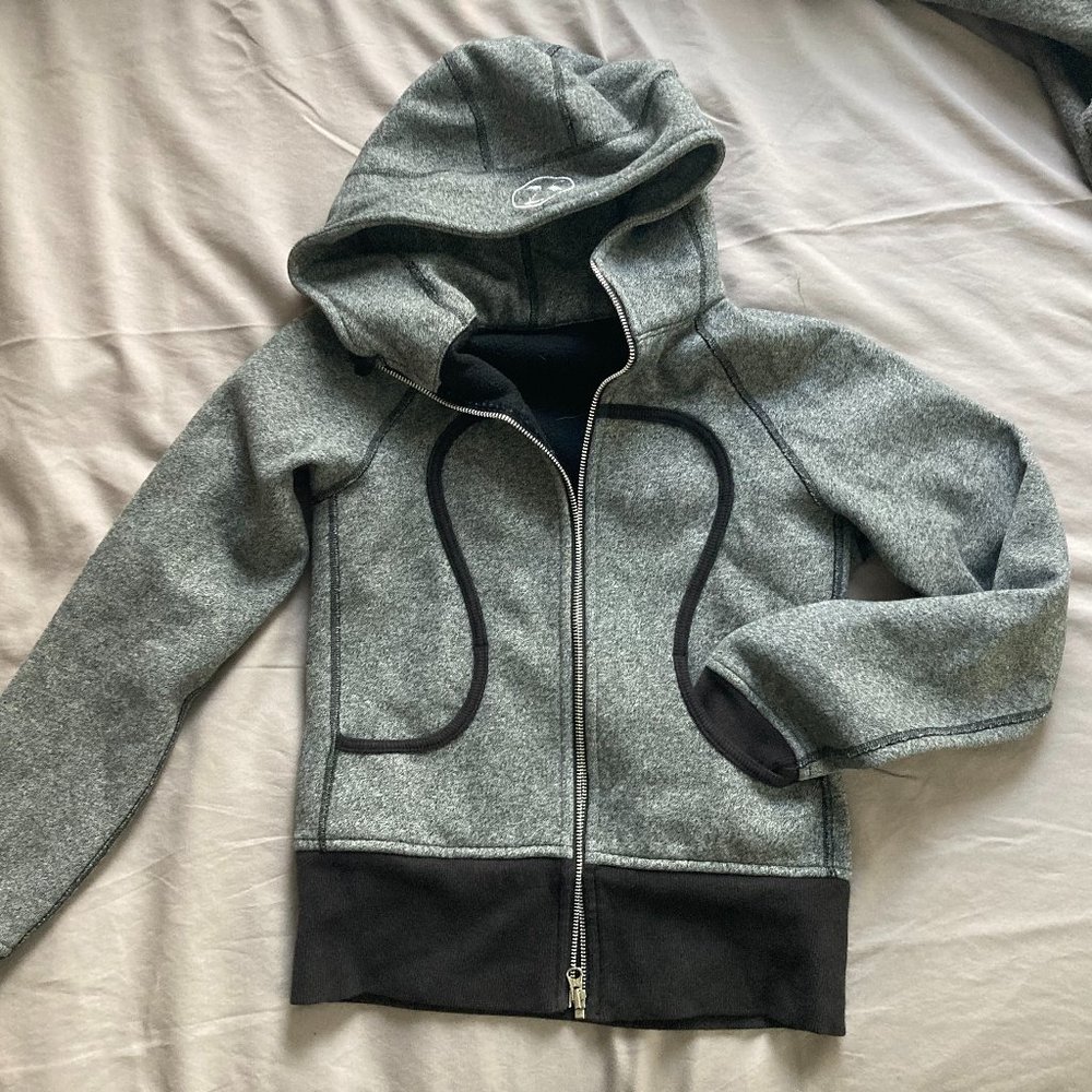 Luluemon Heathered Gray Zip Up Hoodie